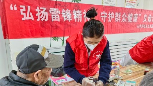 加油！工会人 | 以医者仁心点亮工会真情