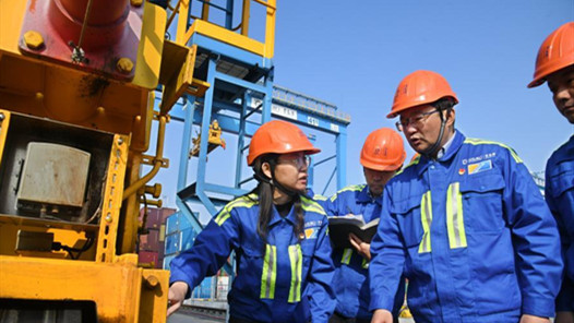 团结奋斗开新局 喜迎工会十八大·推进“产改”进行时 | “四位一体”体系“铸匠”又“筑家? title=