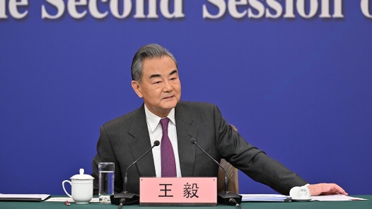 王毅在广西调研边境口岸建设情? title=