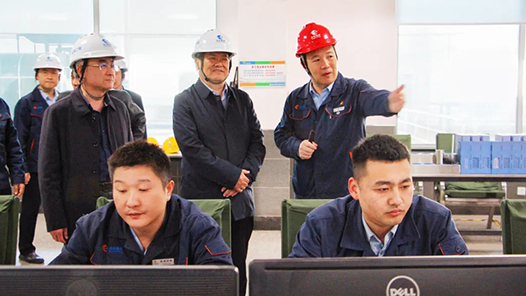 青岛市总工会、李沧区总工会到城阳区督导“安康杯”“查保促”工�? title=