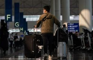 去澳大利亚留学更难了？澳媒：三个月内?万签证申请被? title=