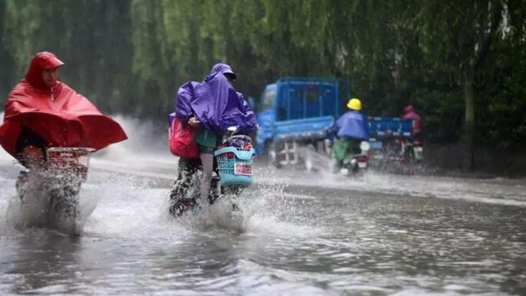 中央气象台发布强对流天气蓝色预警