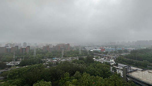 聚焦防汛抗洪｜北京多区升级发布暴雨橙色预警 多趟列车停运