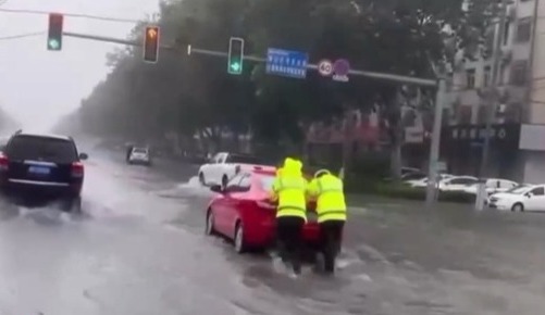 华北多地全力以赴应对强降雨保障民生 多个预警已解除