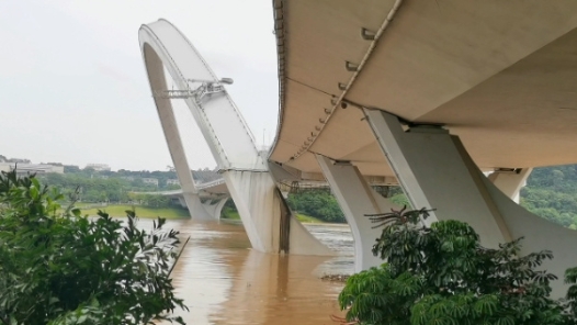 受台风“摩羯”影响，十年一遇洪水过境南宁